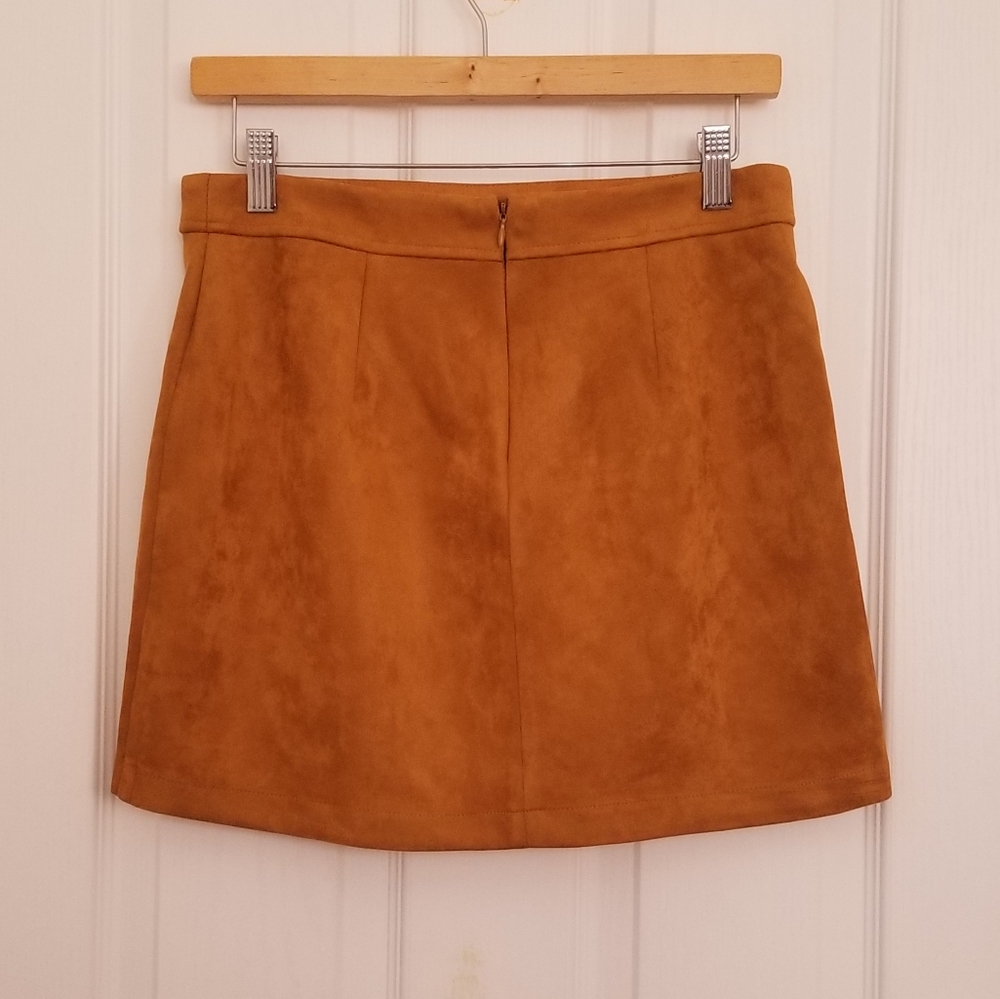 ‼️ 3/$20 Forever 21 Camel/Mustard Yellow Suede Skirt - Picture 5 of 5